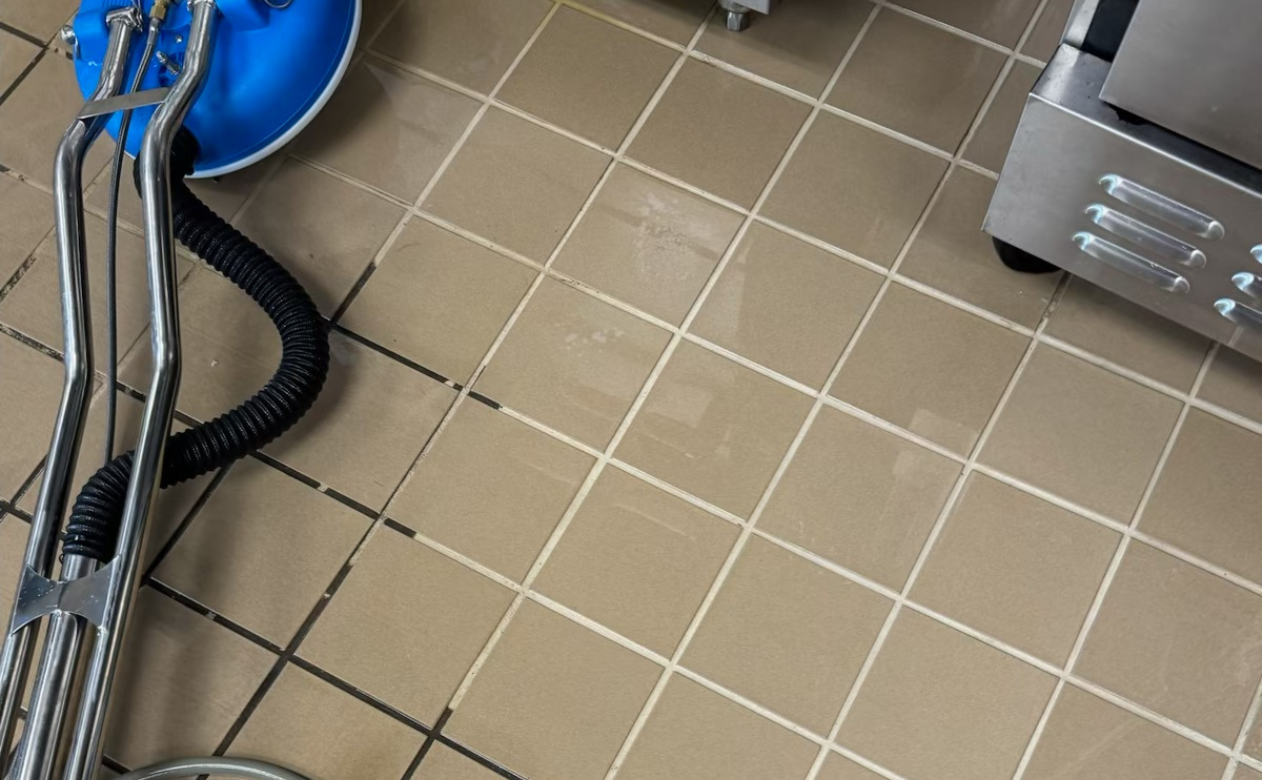 cleaning tile grout lines in tile flooring